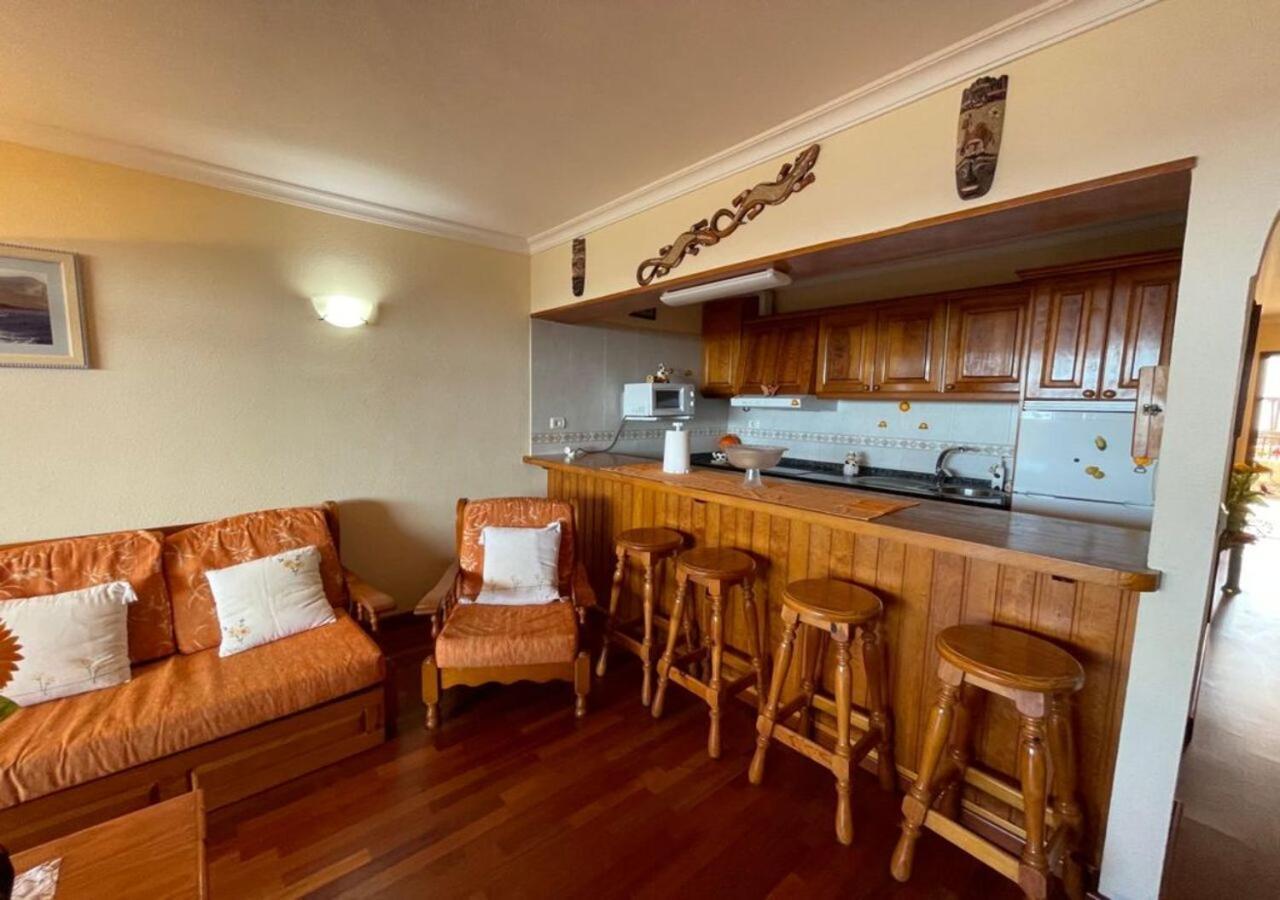 Apartamento Neptuno Playa 17 Puerto de Santiago  Kültér fotó